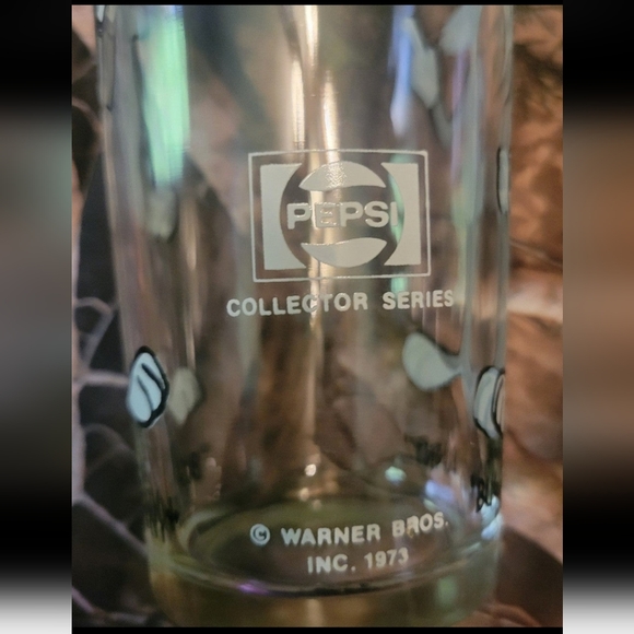 Pepsi Glass Bugs Bunny Looney Toons 1973 - Picture 2 of 2